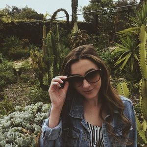 Meet your Posher, Jaquelyn